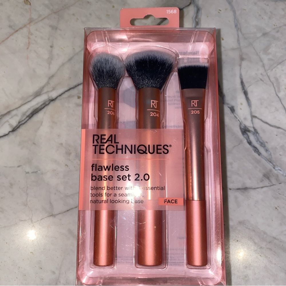 Real Techniques Flawless Base Set 2.0